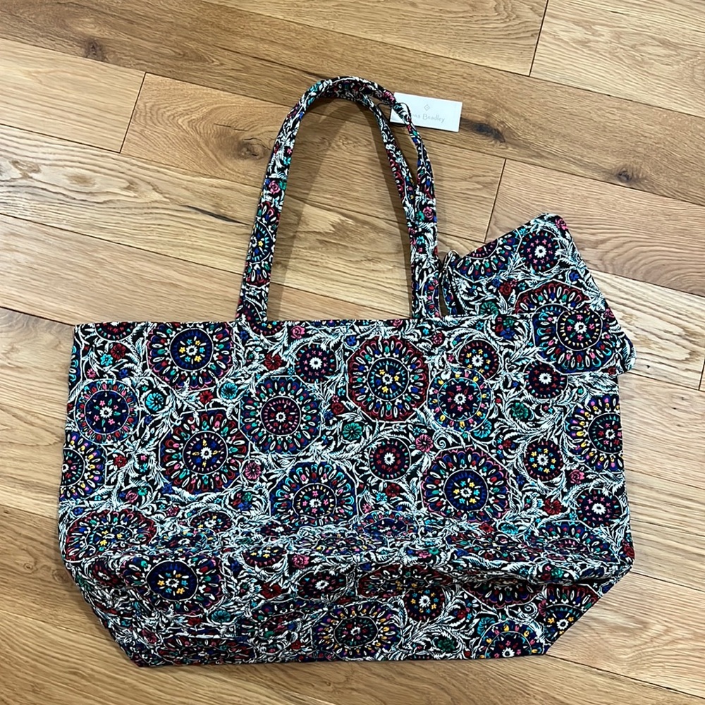 Vera Bradley tote and pouch NWT